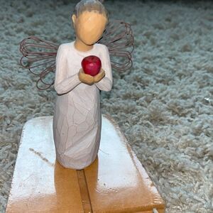 WILLOW TREE You're The Best - Angel with Apple DEMDACO Figurine Susan Lordi 2010